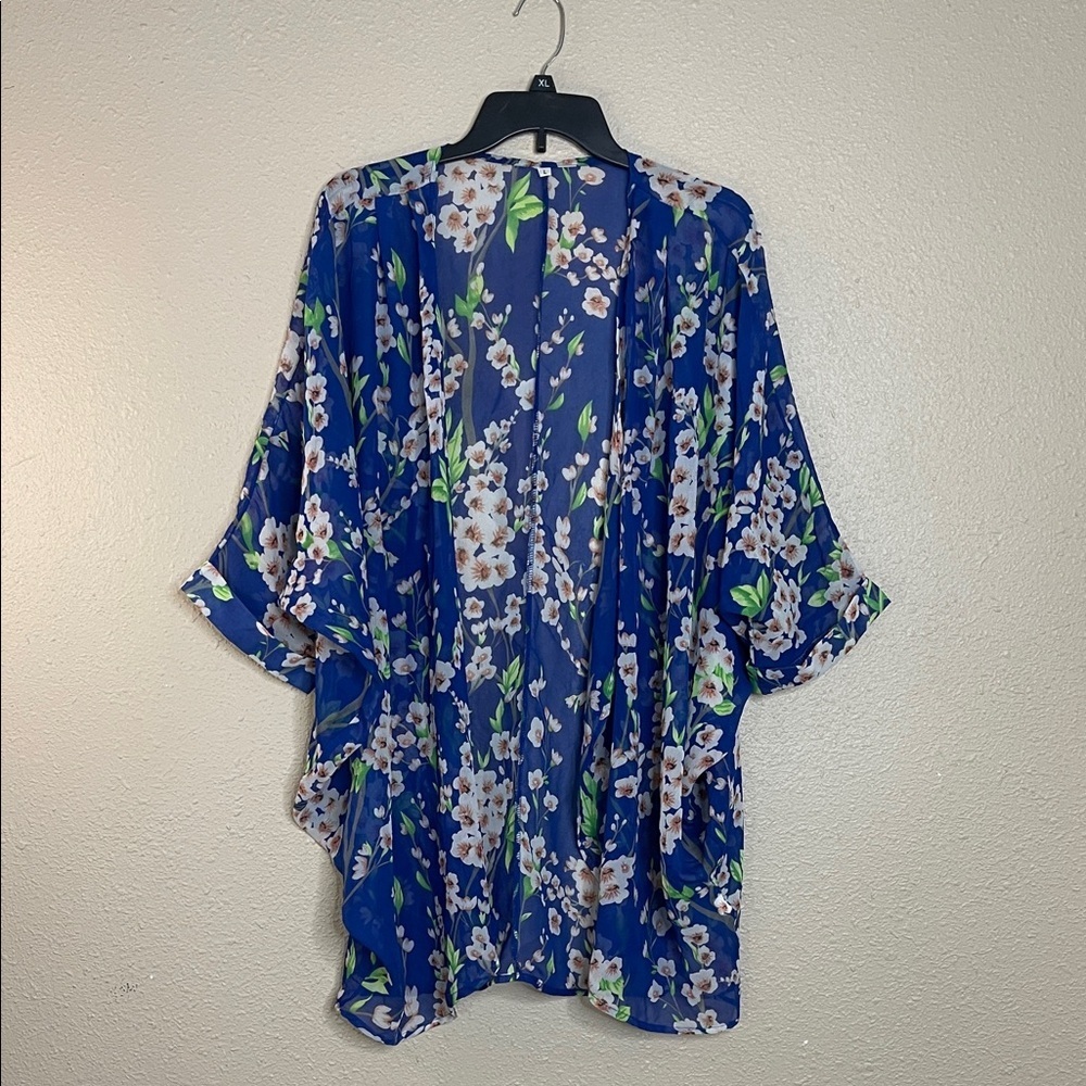 Woman’s Blue Floral Sheer Kimono Cardigan – Size Large Coverup